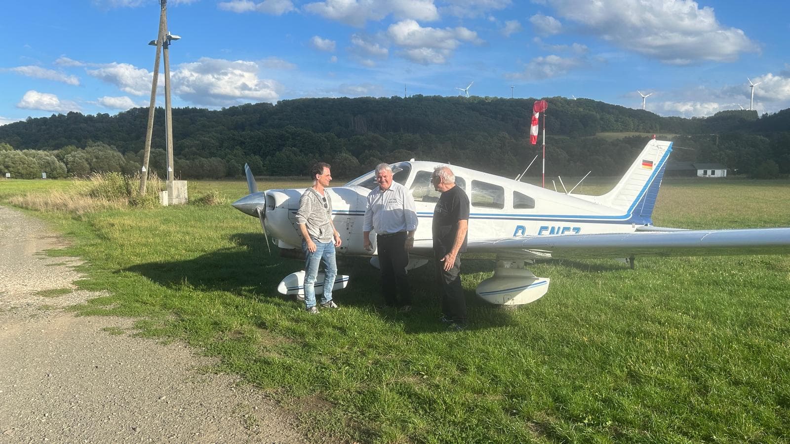 Erster Alleinflug aud Piper 28