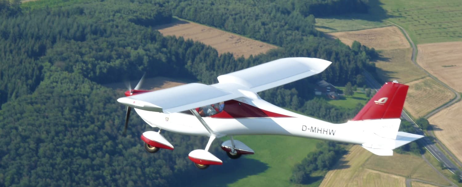 Ultraleichtflugzeug fliegen